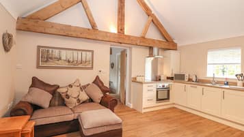 Cottage | Living room | TV