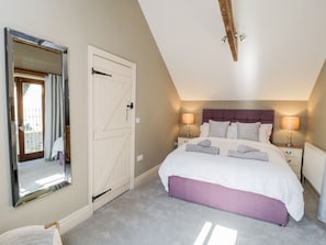 Cottage | Interior