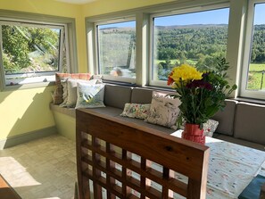 Cottage | Living room