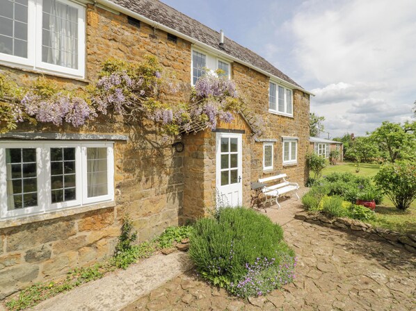 Cottage | Terrace/patio