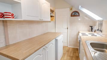 Refrigerador, microondas, lavavajillas, tetera/pava eléctrica