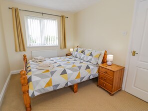 Cottage | 3 bedrooms, individually decorated, individually furnished, free WiFi