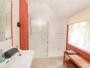 Cottage | Interior - Tower Lodge (Dalmally)