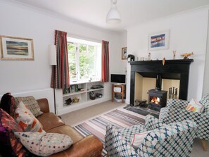 Cottage | Living area | TV - Tower Lodge (Dalmally)