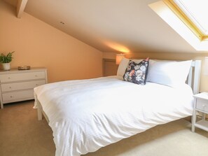 2 bedrooms, individually decorated, individually furnished, free WiFi - The Old Shippon (Keighley)