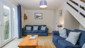 Cottage | Living area | Smart TV