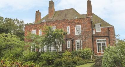 The Manor House