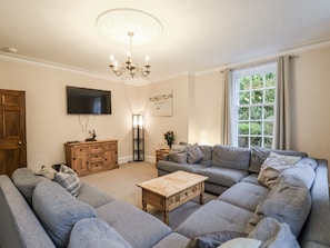 Living area - The Manor House (Scarborough)