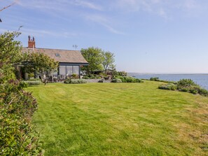 Cottage | Interior - Villa Marina (Barrow-in-Furness)