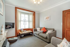 Cottage | Phòng khách | Đầu đĩa DVD 