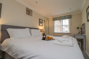 Cottage | 1 bedroom, individually decorated, individually furnished, free WiFi
