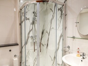 Bathroom - Campion Cottage (Bude)