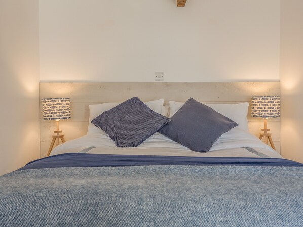 1 habitación, decoración personalizada y muebles diferentes