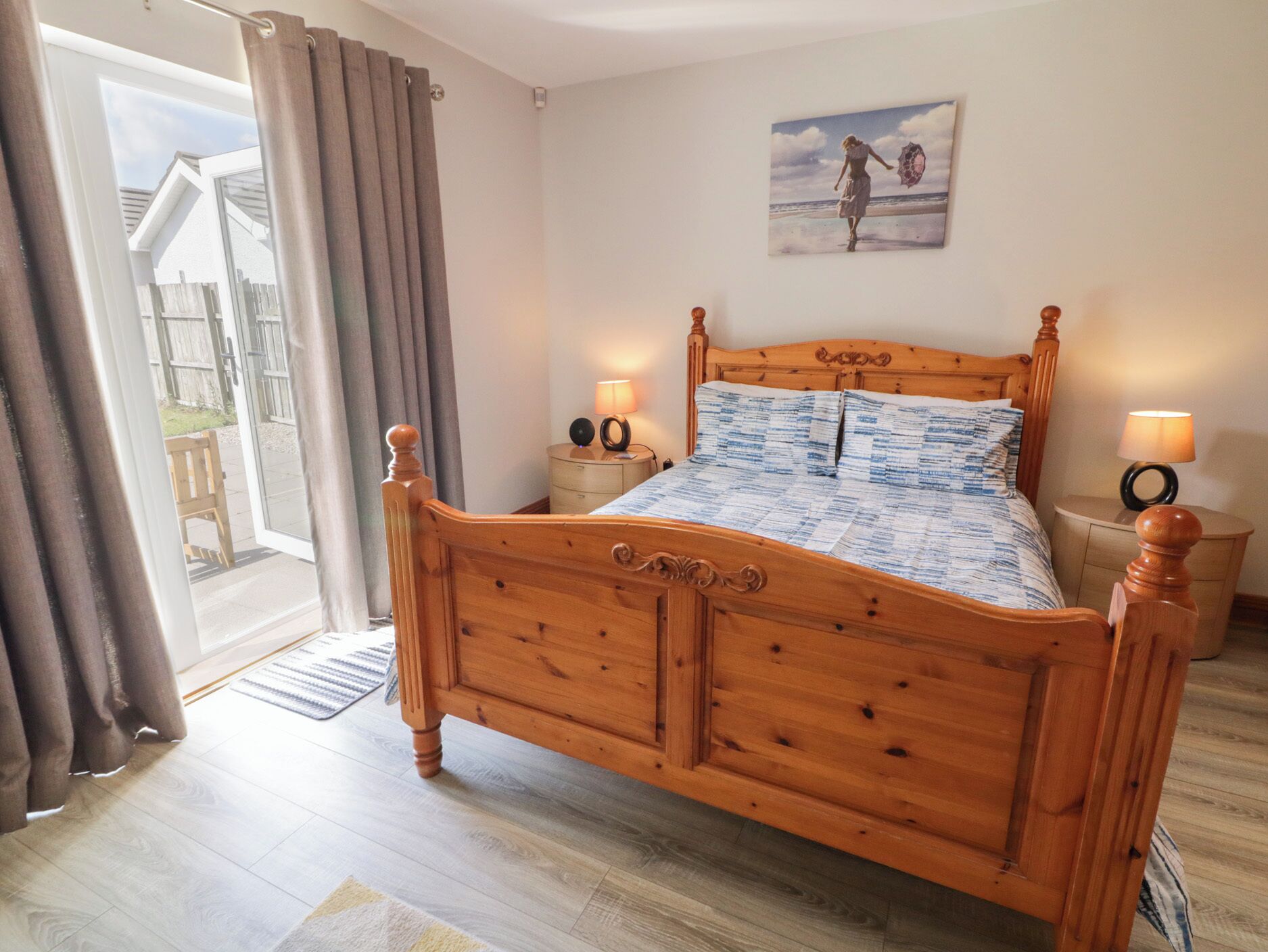 6 bedrooms, individually decorated, individually furnished, free WiFi