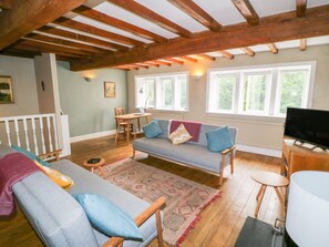 Cottage | Living room