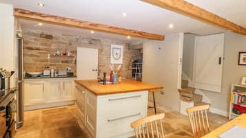 Cottage | Interior