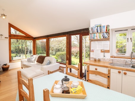 Cottage | Living room