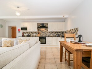 Cottage | Interior