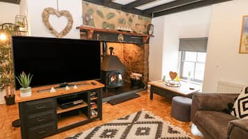 Cottage | Interior