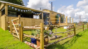 Fachada de la propiedad