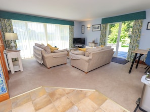 Cottage | Living area