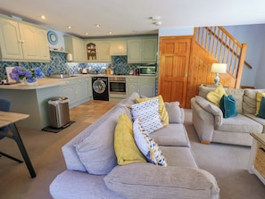 Cottage | Living area