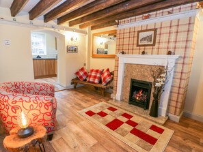 Cottage | Interior - 11A High Street (Scarborough)