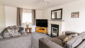 Cottage | Interior