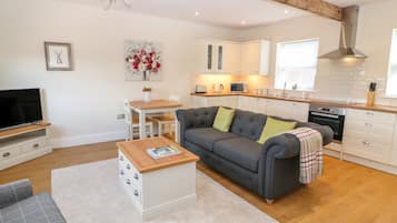 Cottage | Living room | TV