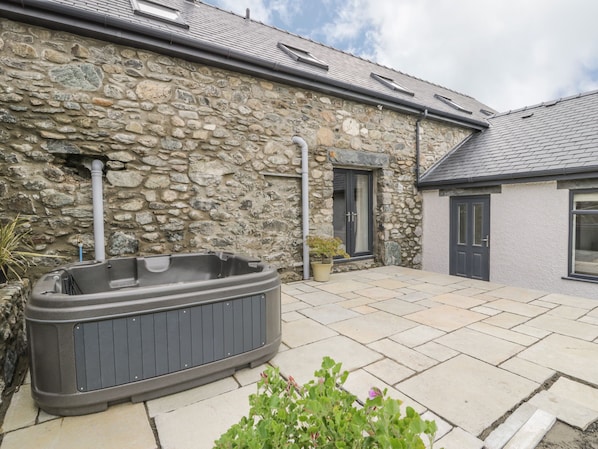 Cottage | Balcony