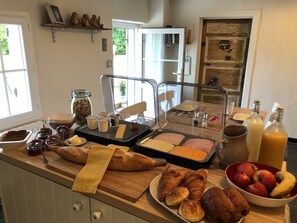 Petit déjeuner buffet compris tous les jours