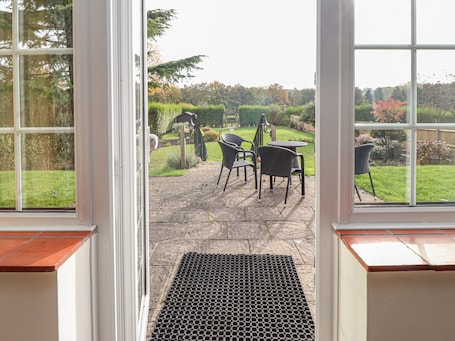 ์ฝํฐ์ง | ๋ด๋ถ