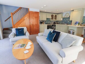 Cottage | Living area