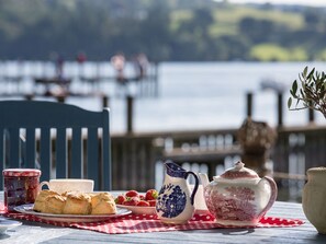 Balcony - Lakeside Cottage (Windermere)