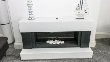 Cottage | 2 bedrooms, individually decorated, individually furnished, free WiFi