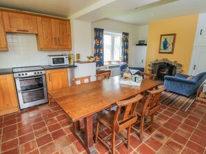 Cottage | Interior - Manor Cottage (Pickering)