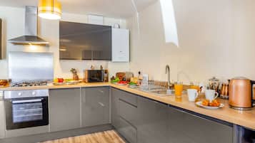Cottage | Interior