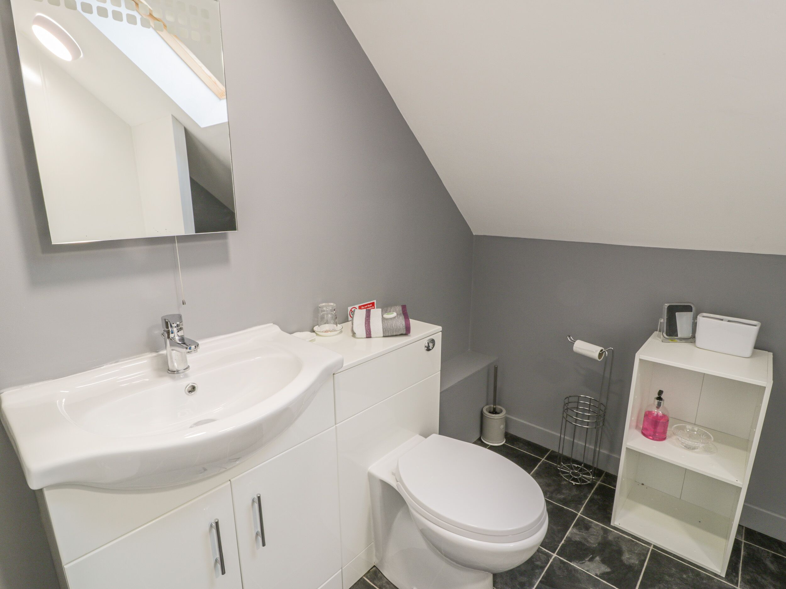 Feriehus | Badeværelse | Bruser