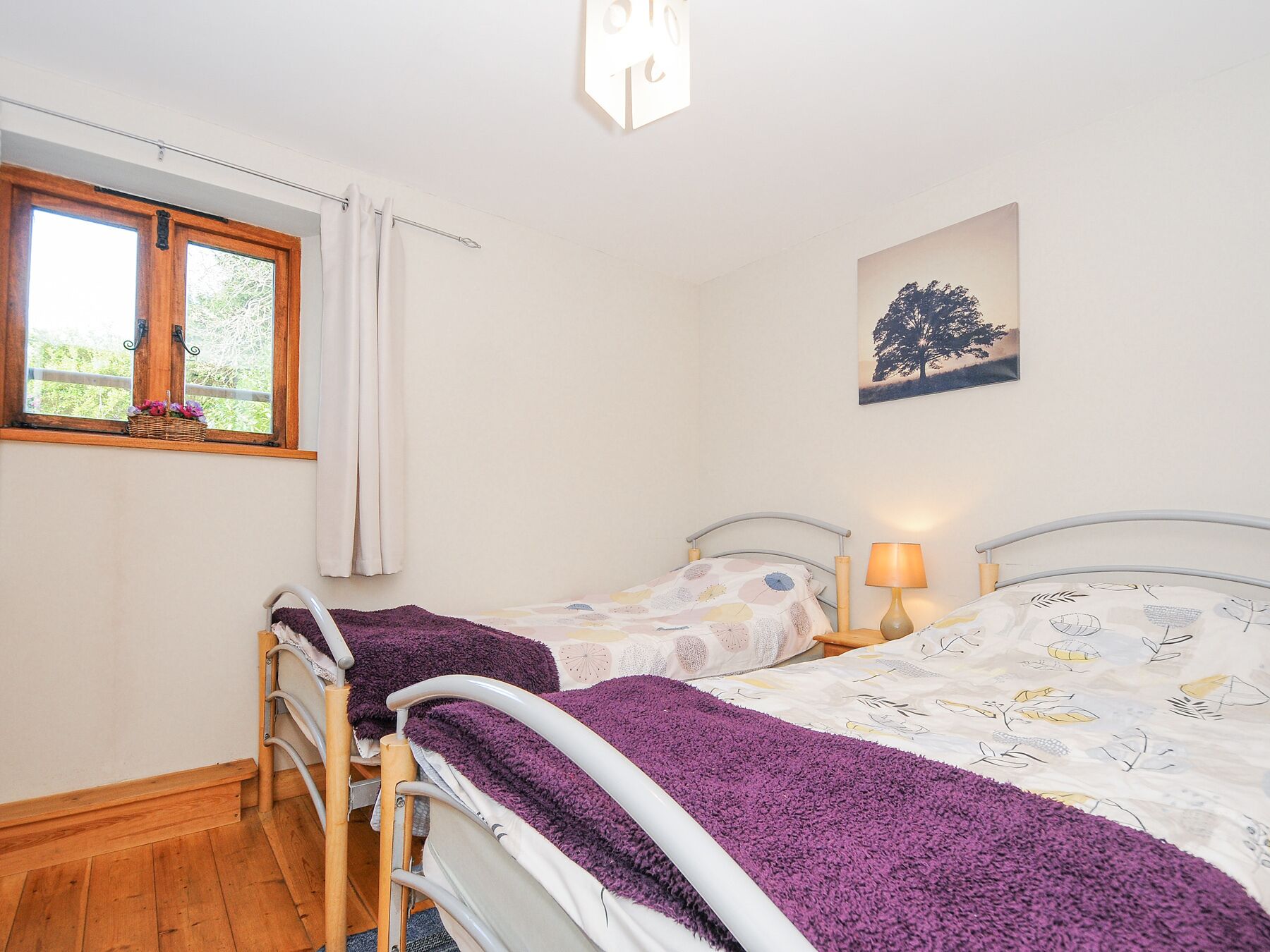 Cottage | 2 bedrooms, individually decorated, individually furnished, free WiFi