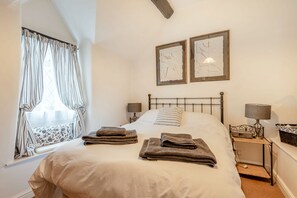 Cottage | Individually decorated, individually furnished, free WiFi, bed sheets - 21 Church Street (Llangollen)