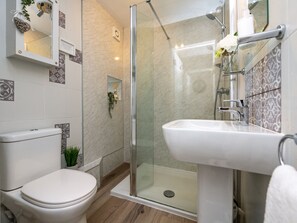 Cottage | Bathroom - Pemba Cottage (Skipton)
