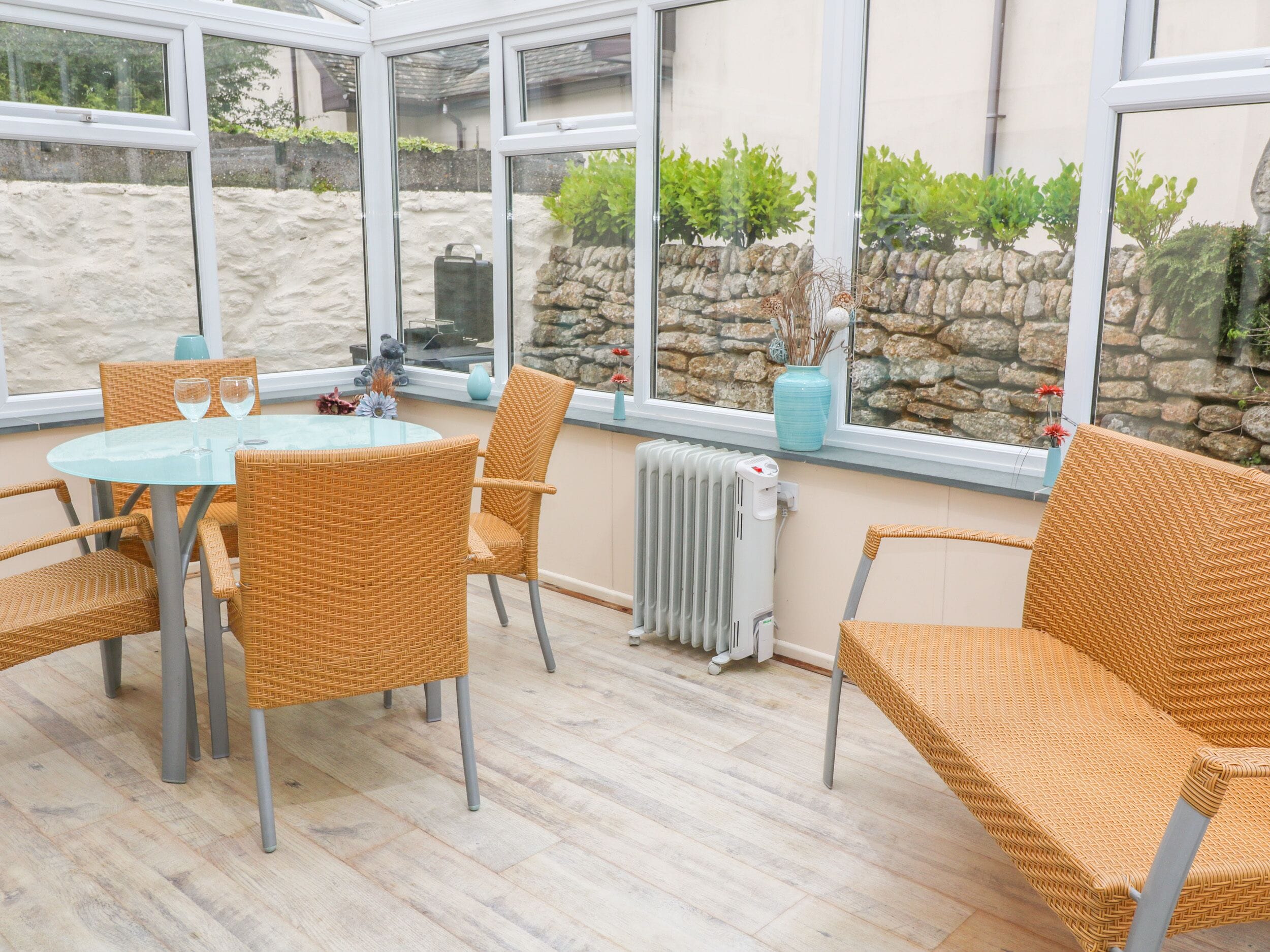 Cottage | Living room | TV