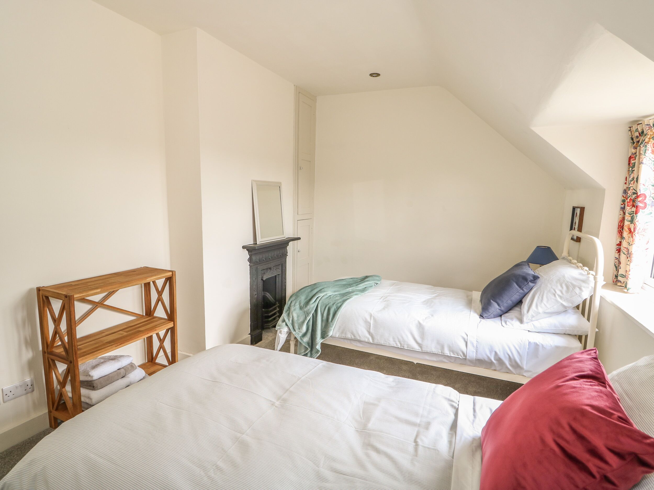 2 bedrooms, individually decorated, individually furnished, free WiFi