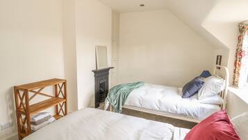 2 bedrooms, individually decorated, individually furnished, free WiFi