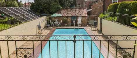 Cottage | Pool