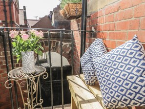 Property grounds - The Old School House (Scarborough)