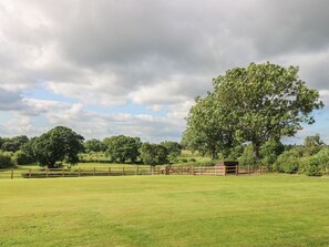 Cottage | Interior - The Barn at Orchard Farm (York)