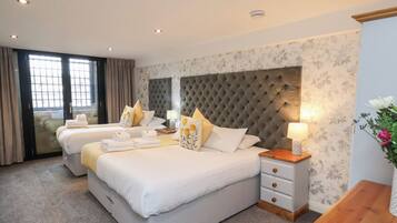 Mökki | 2 makuuhuonetta, yksilöllisesti sisustettu, yksilöllisesti kalustettu