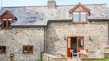 Cottage | Interior