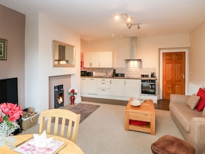 平房 | 客廳 | 電視